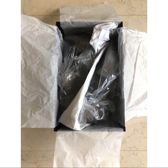 Vince Aurelian D’Orsay Pumps Woodsmoke - Picture 9 of 11